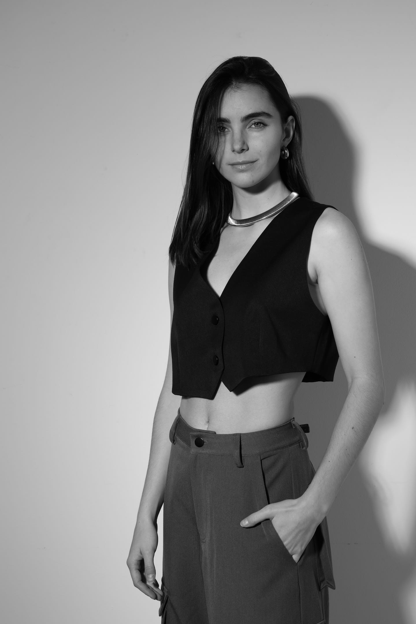 SYLC Designs Womens Black Cropped Cotton Vest