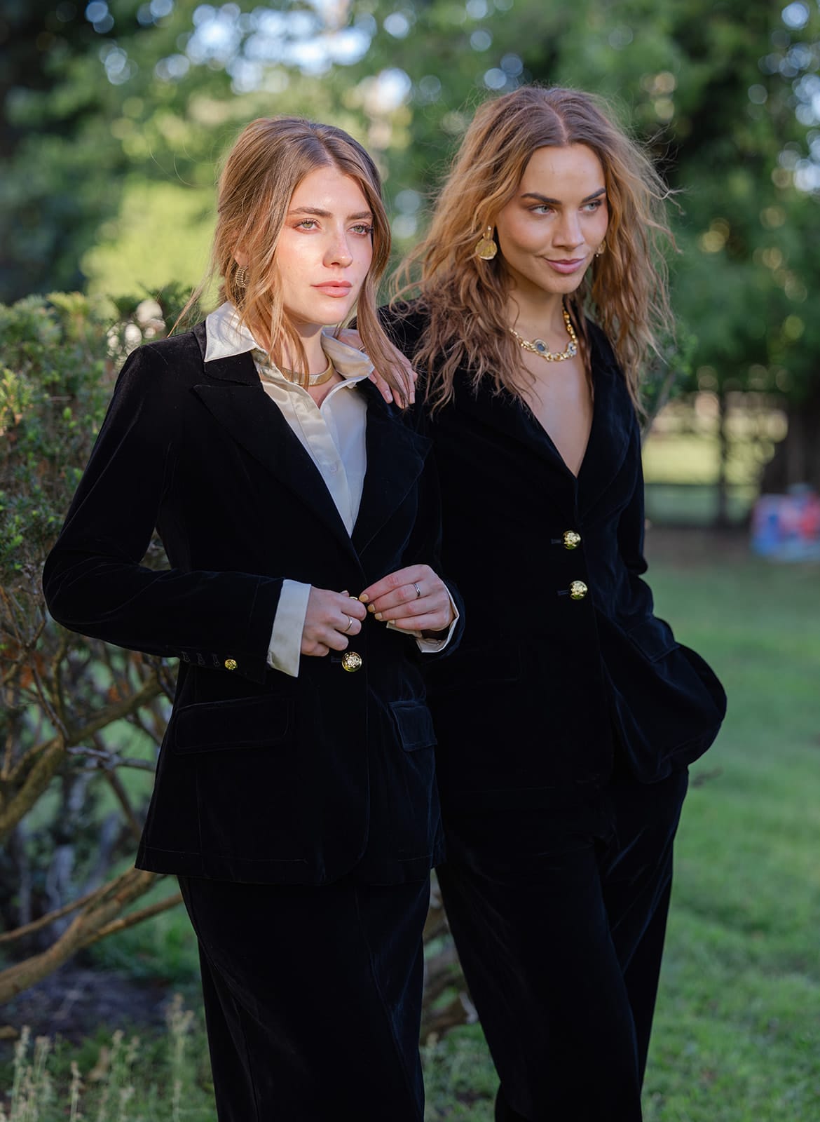 SYLC Designs Womens Black Velvet Blazer