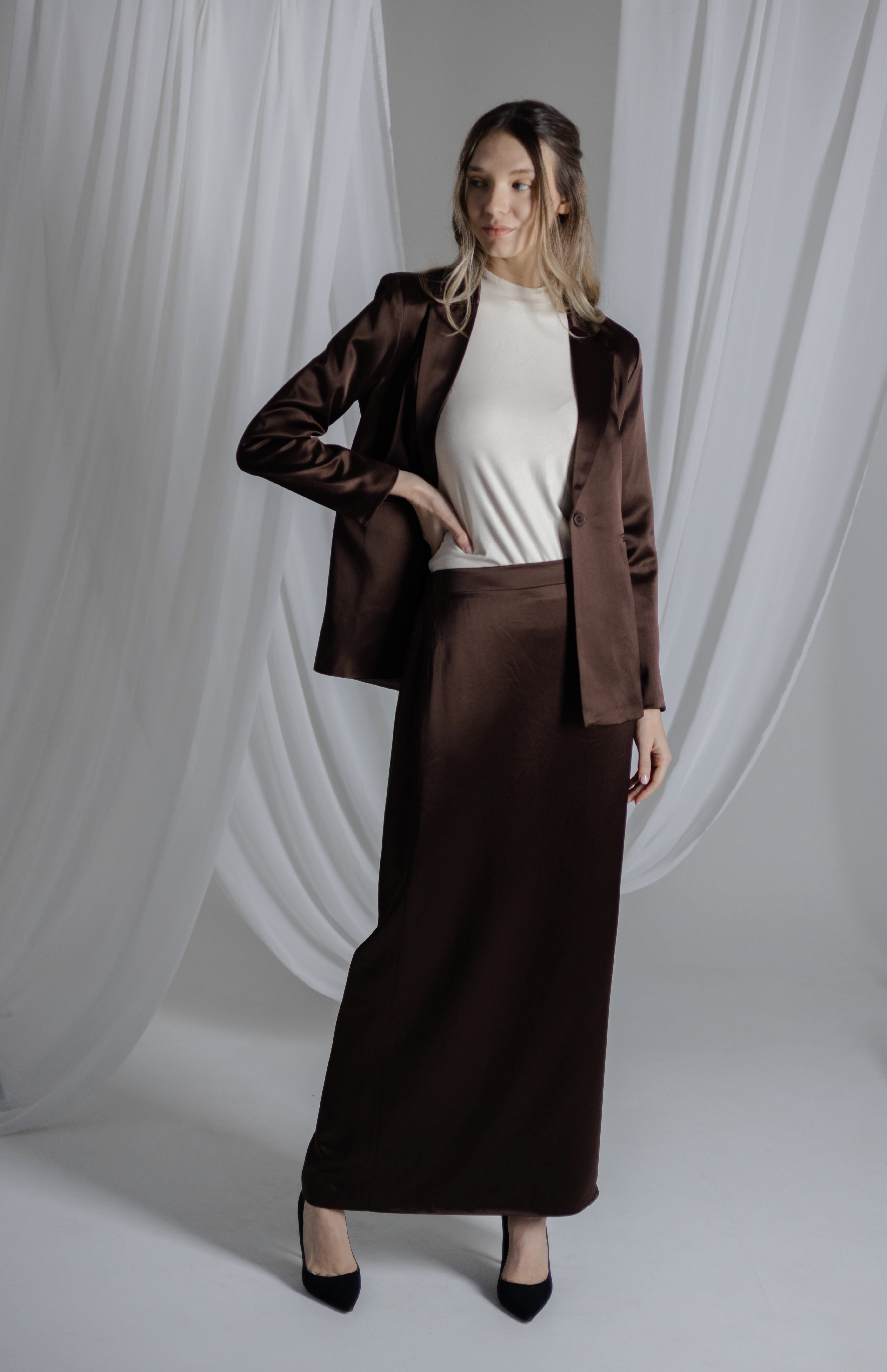 Sylc Designs Womens Chocolate Brown Satin Elastic Maxi Skirt