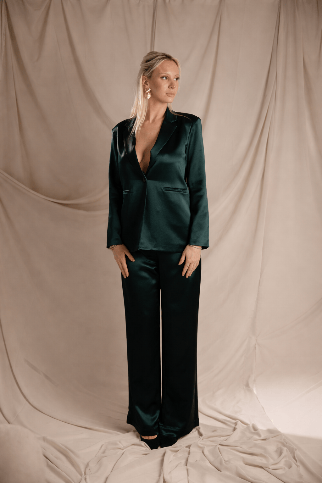 Sylc Designs Womens Deep Green Satin Pants