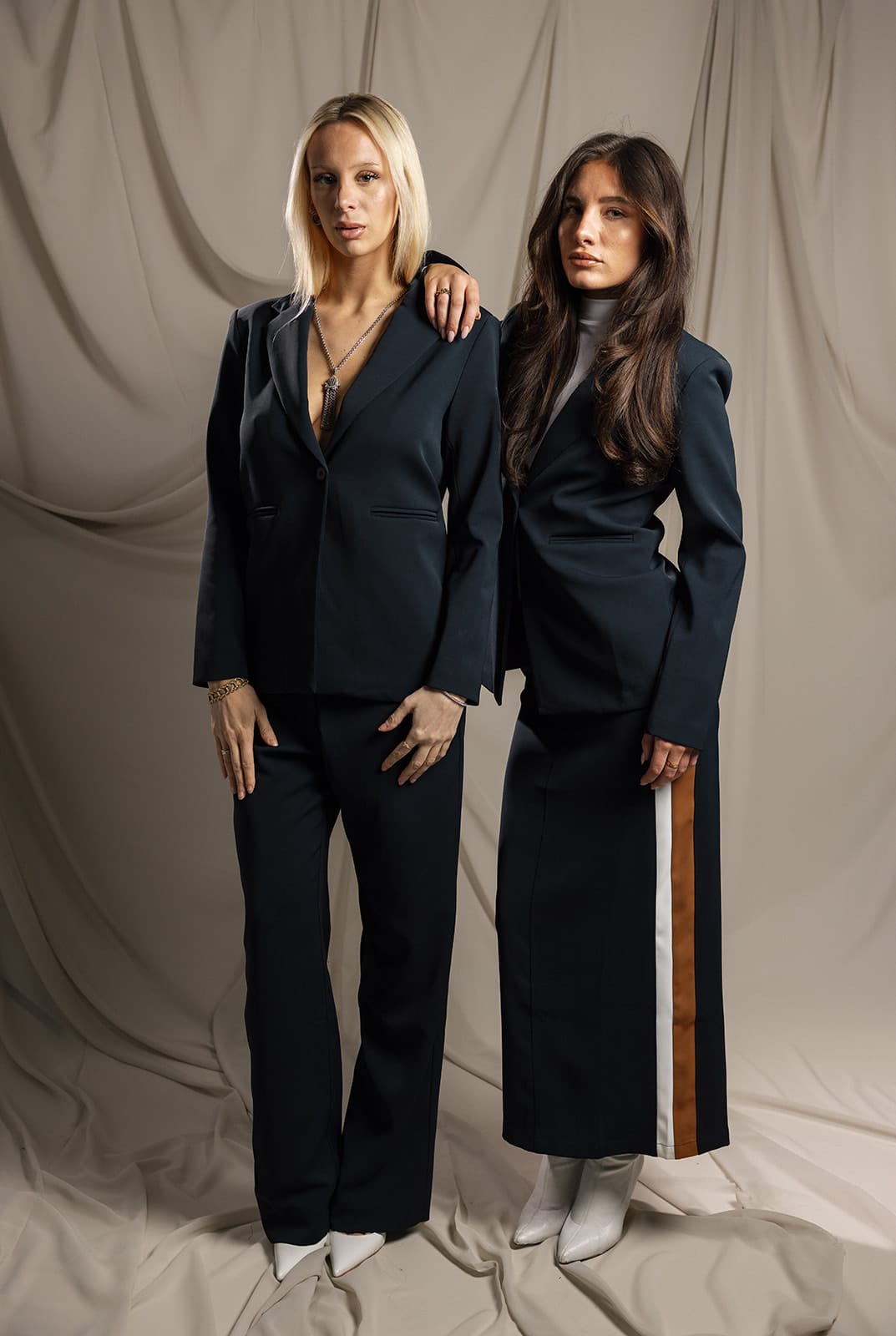 SYLC Designs Womens Navy Suiting Blazer