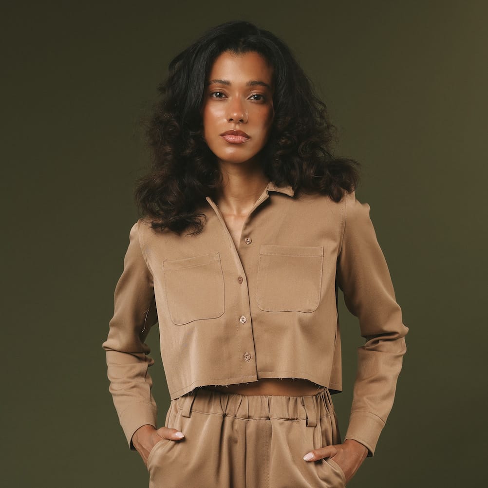 Sylc Designs Womens Tan Cropped Cotton Button Down
