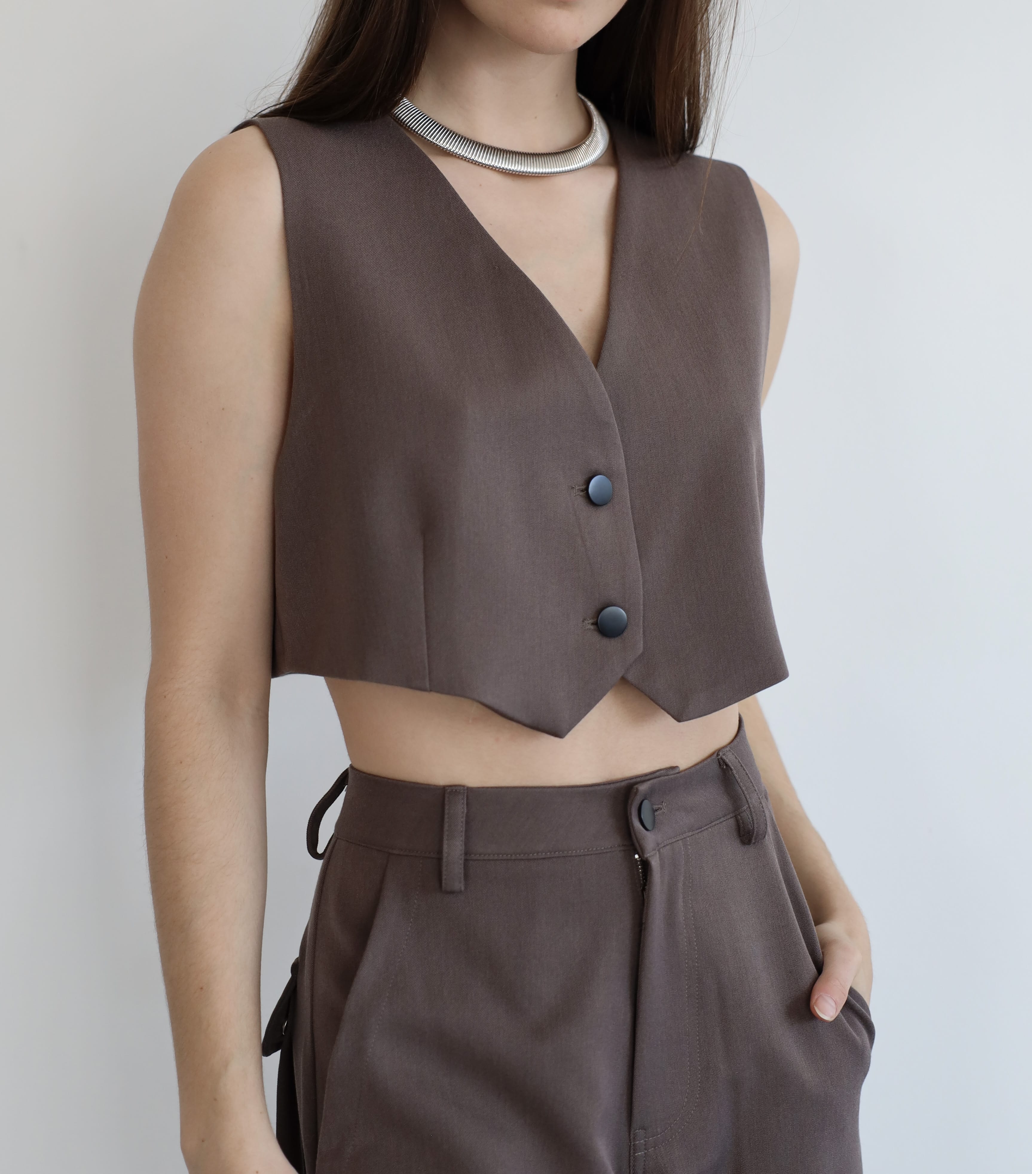 SYLC Designs Womens Taupe Cropped Cotton Vest