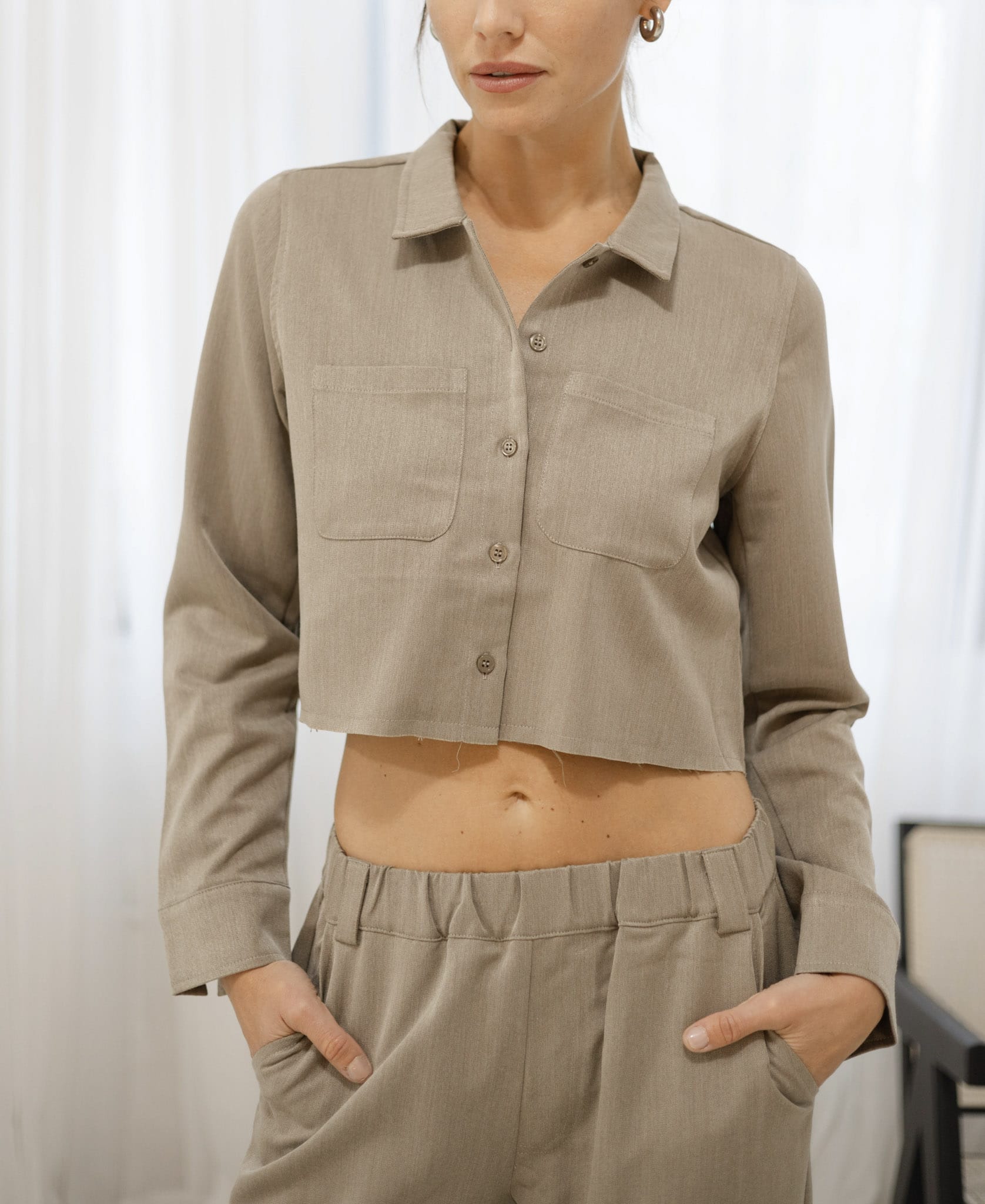 Sylc Designs Womens Truffle Cropped Cotton Button Down