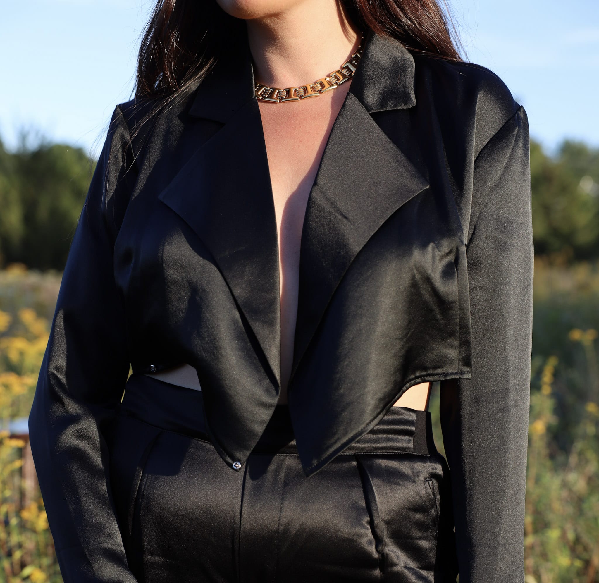 Sylc Designs Womens Black Satin Cropped Blouzer